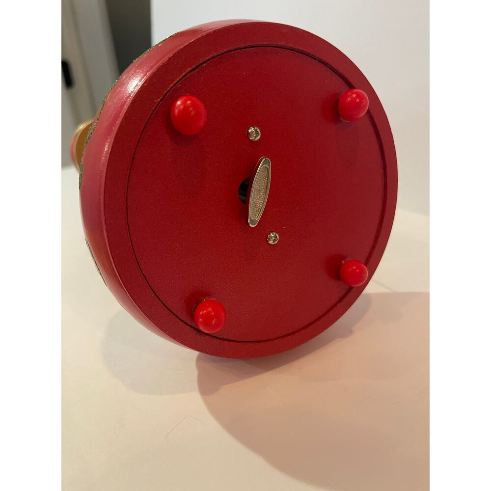 Animated Musical Nutcracker Music Box - Picture 5 of 5